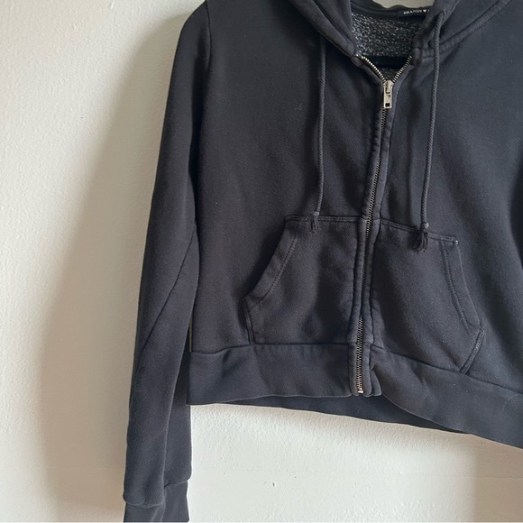 Brandy Melville Sz S Black Cropped Relaxed Hooded Full Zip Sweater - Picture 3 of 11